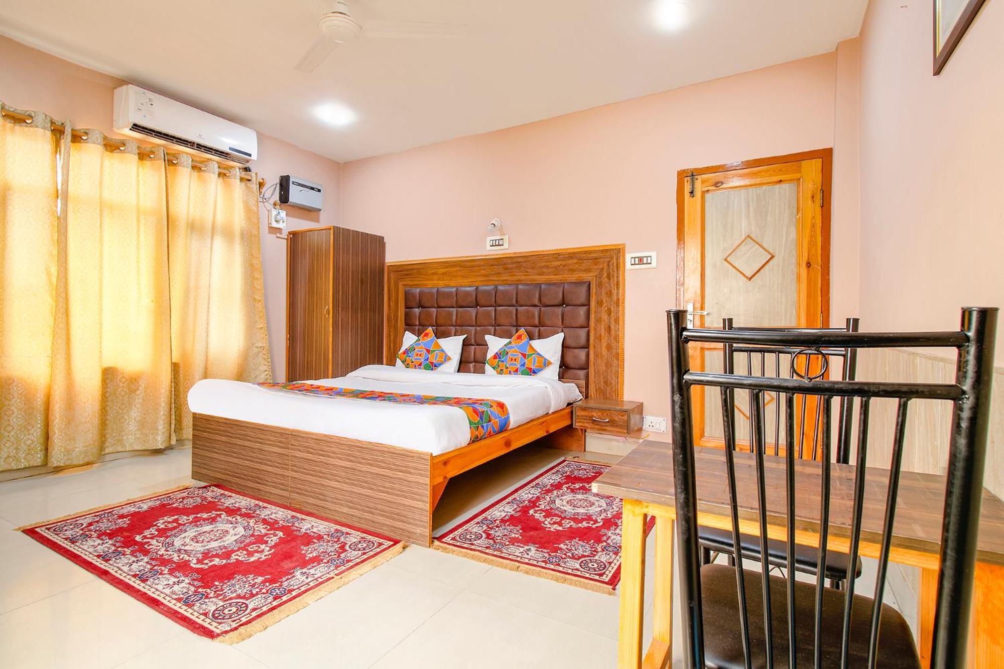 Fabhotel Grand Comforts Haidarpur エクステリア 写真