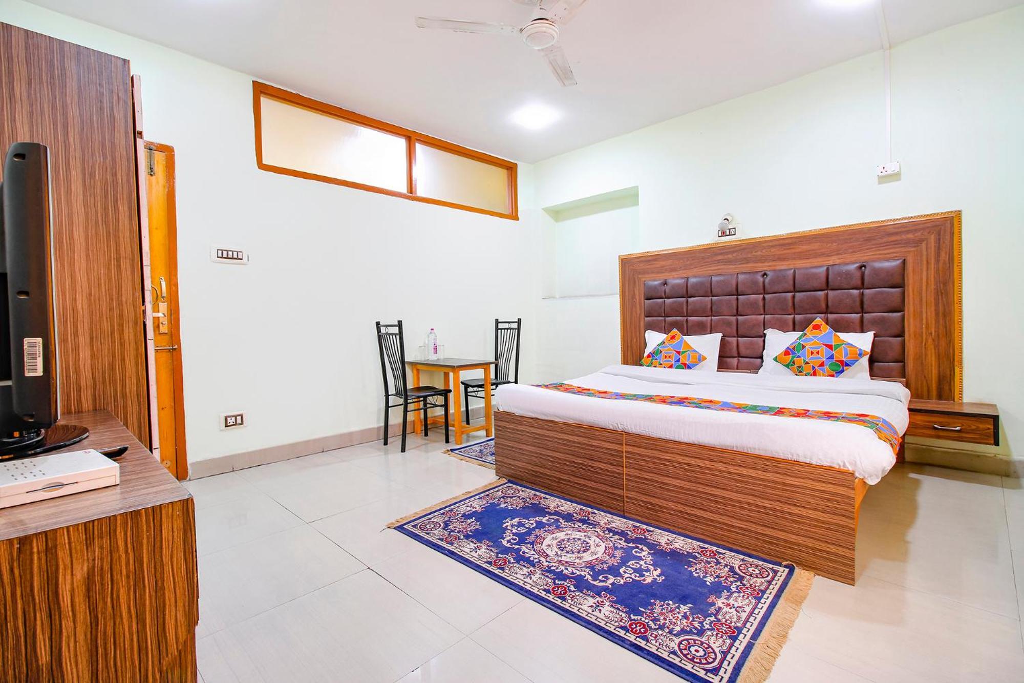Fabhotel Grand Comforts Haidarpur エクステリア 写真