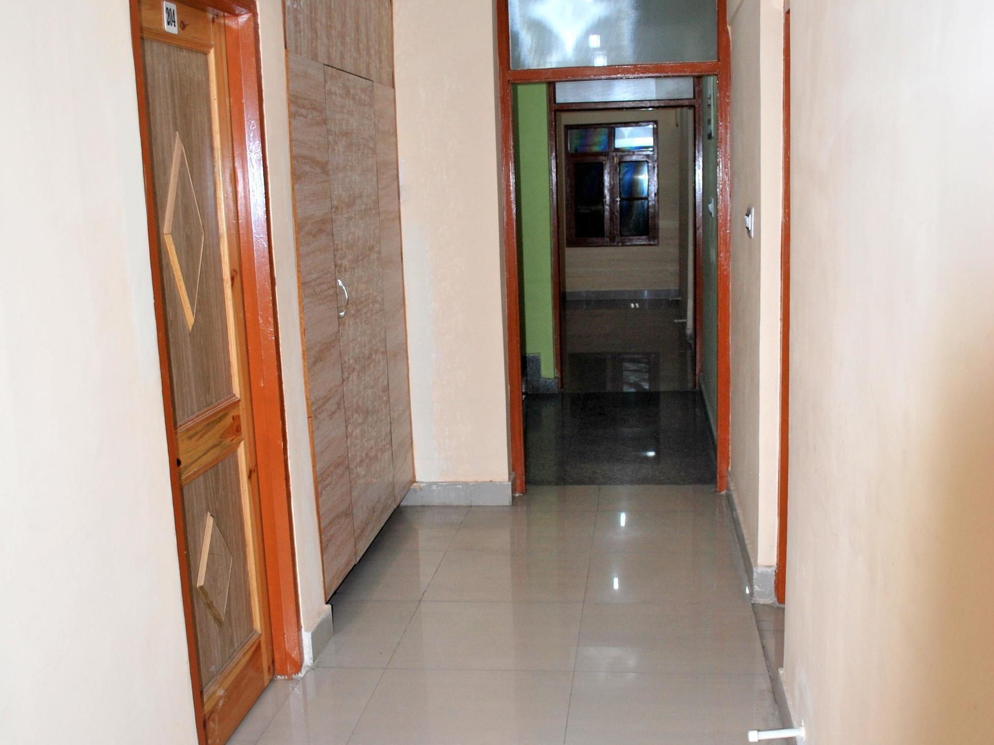 Fabhotel Grand Comforts Haidarpur エクステリア 写真